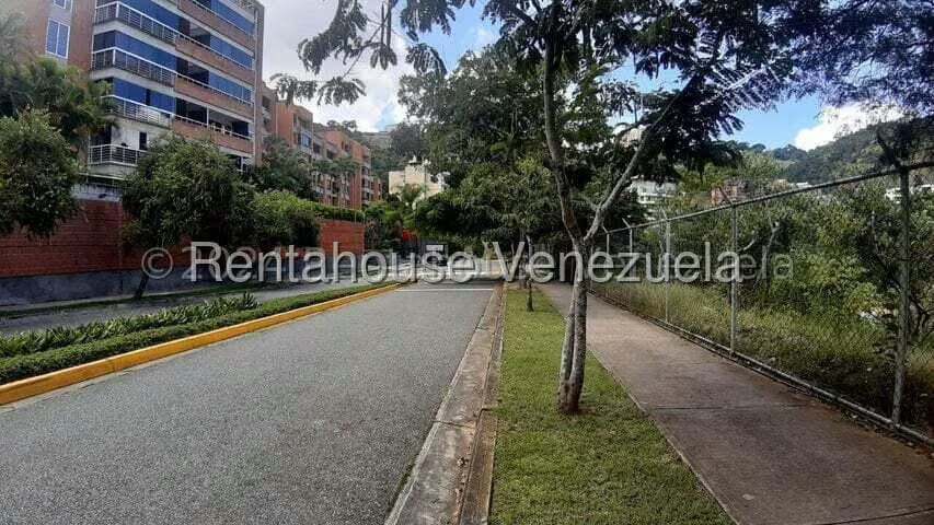 Apartamento (1 Nivel) en Alquiler en Lomas de La Alameda, Distrito Metropolitano - 54