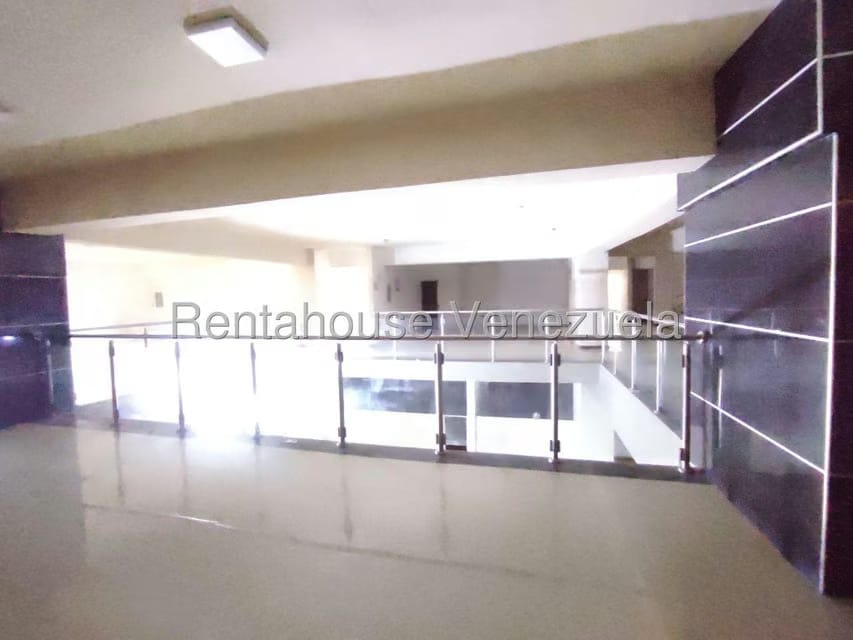 Comercial (Local Comercial) en Venta en Avenida 19 de Abril, Aragua - 10