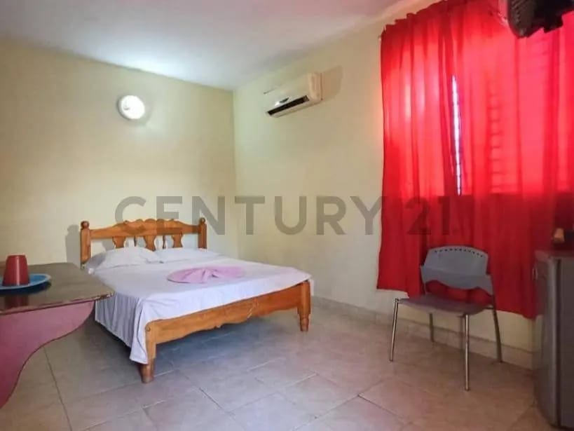 Hotel en venta - 4