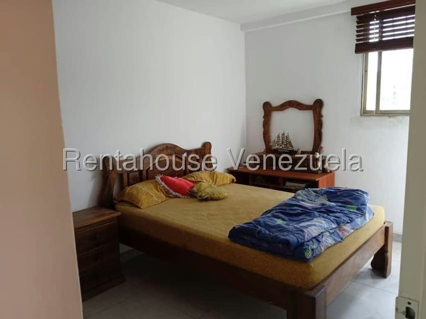 Apartamento (1 Nivel) en Venta en El Valle, Distrito Metropolitano - 12