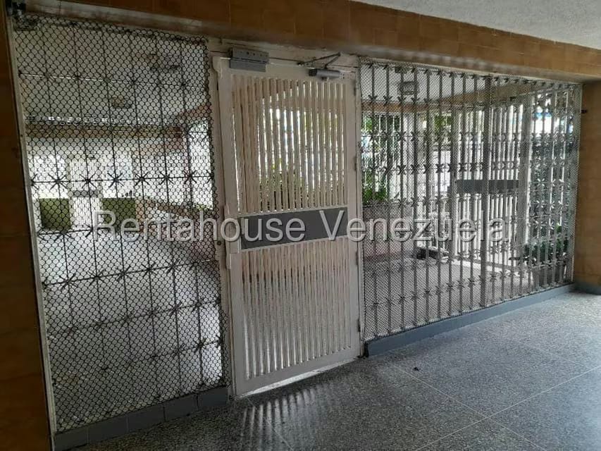 Apartamento (1 Nivel) en Venta en El Valle, Distrito Metropolitano - 22