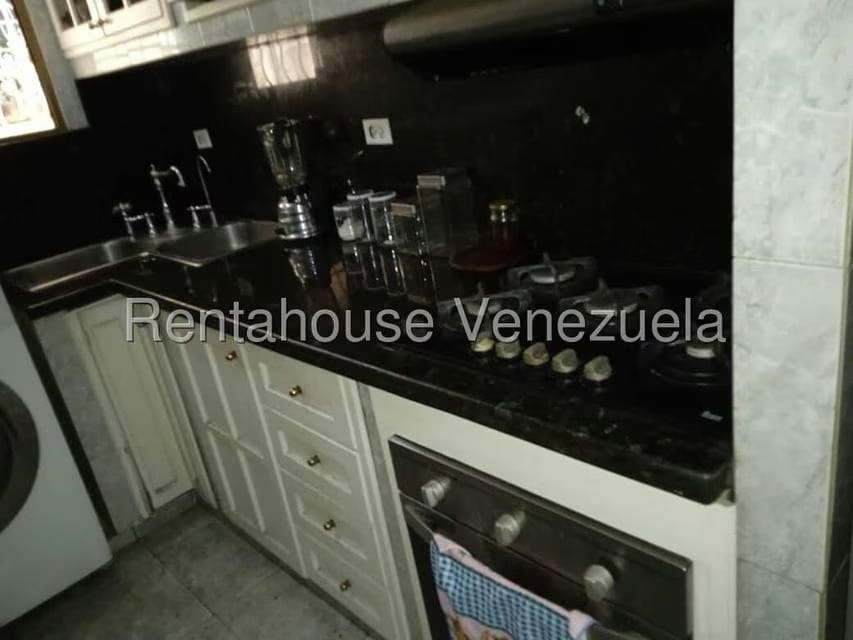Apartamento (1 Nivel) en Venta en El Valle, Distrito Metropolitano - 10