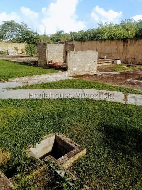 Comercial (Posada) en Venta en Club Campestre El Paraiso, Miranda - 5