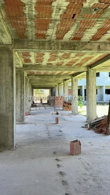 Comercial (Posada) en Venta en Club Campestre El Paraiso, Miranda - 45