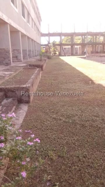 Comercial (Posada) en Venta en Club Campestre El Paraiso, Miranda - 49