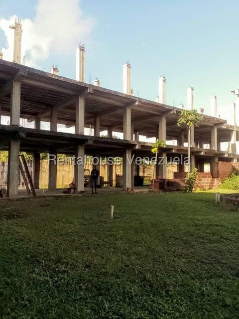 Comercial (Posada) en Venta en Club Campestre El Paraiso, Miranda - 52