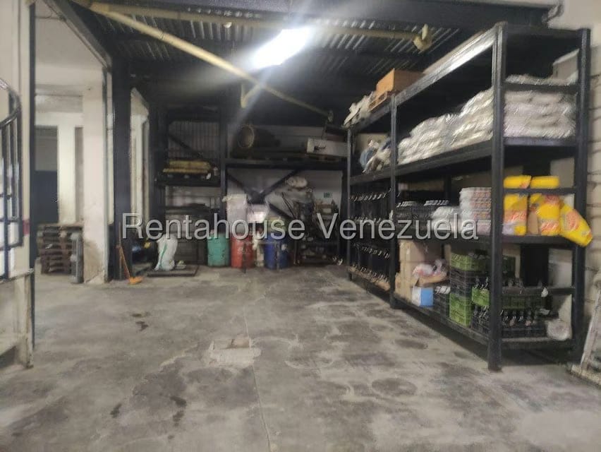 Comercial (Edificio) en Venta en Guaicaipuro, Distrito Metropolitano - 30