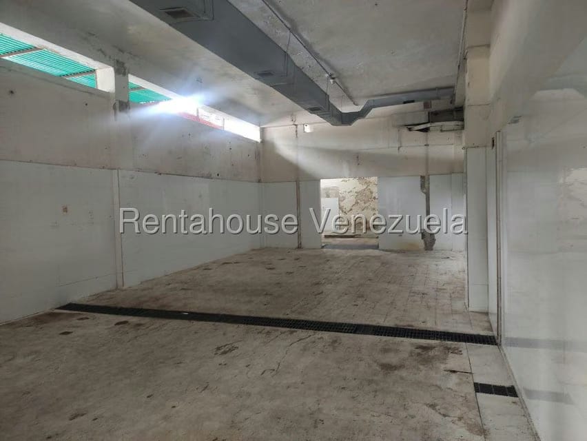 Comercial (Edificio) en Venta en Guaicaipuro, Distrito Metropolitano - 72