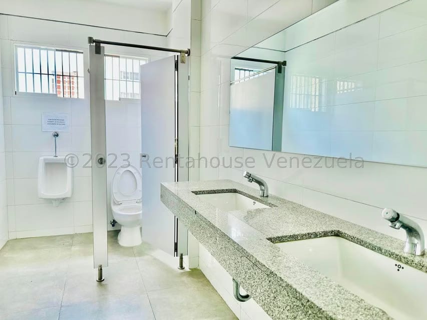 Comercial (Edificio) en Venta en Chacao, Distrito Metropolitano - 22