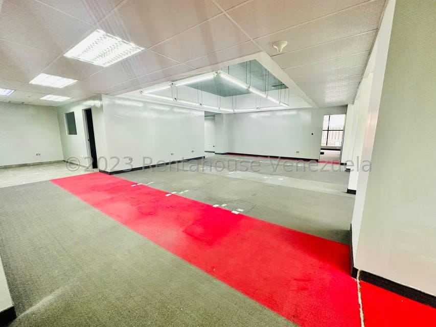 Comercial (Edificio) en Venta en Chacao, Distrito Metropolitano - 33