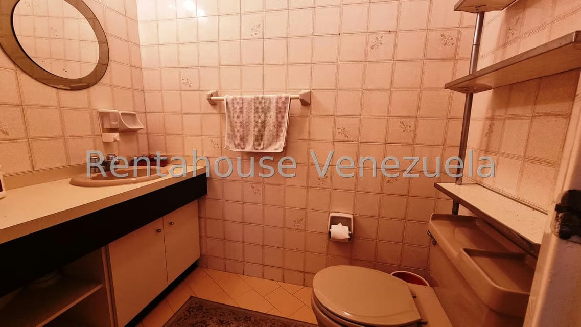 Apartamento (1 Nivel) en Venta en Las Esmeraldas, Distrito Metropolitano - 14