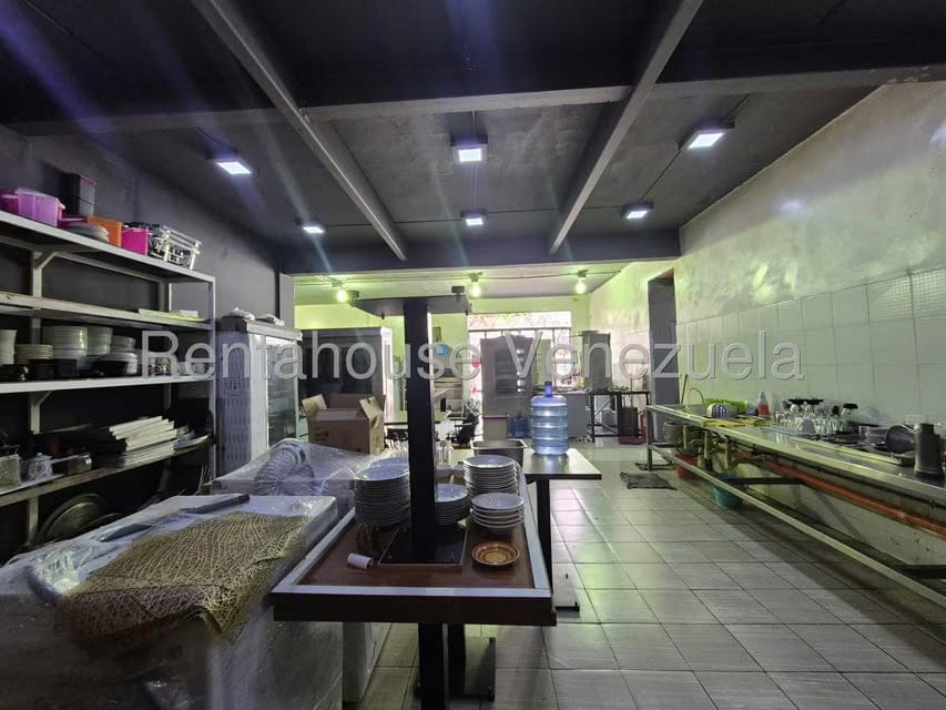 Negocios y Empresas (Comercio) en Venta en La Trinidad, Distrito Metropolitano - 52