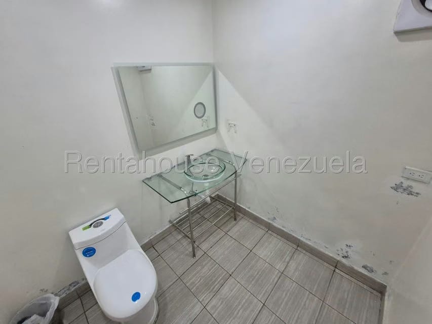 Negocios y Empresas (Comercio) en Venta en La Trinidad, Distrito Metropolitano - 55