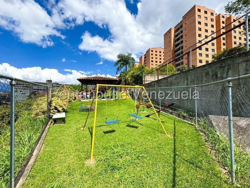 Apartamento (1 Nivel) en Venta en Colinas de La Tahona, Distrito Metropolitano - 17