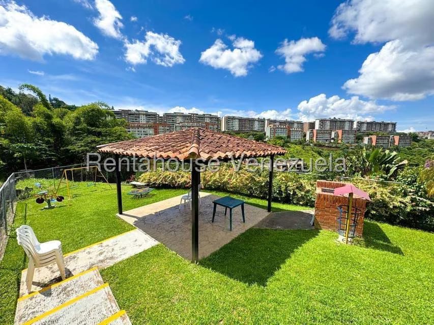 Apartamento (1 Nivel) en Venta en Colinas de La Tahona, Distrito Metropolitano - 25
