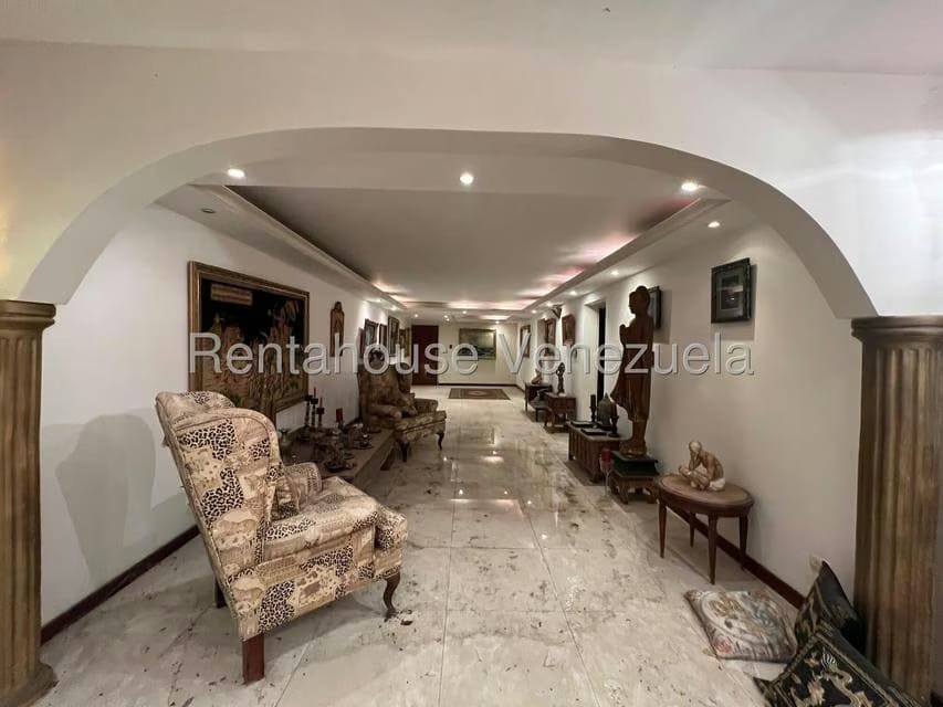 Apartamento (1 Nivel) en Venta en Colinas de La Tahona, Distrito Metropolitano - 4