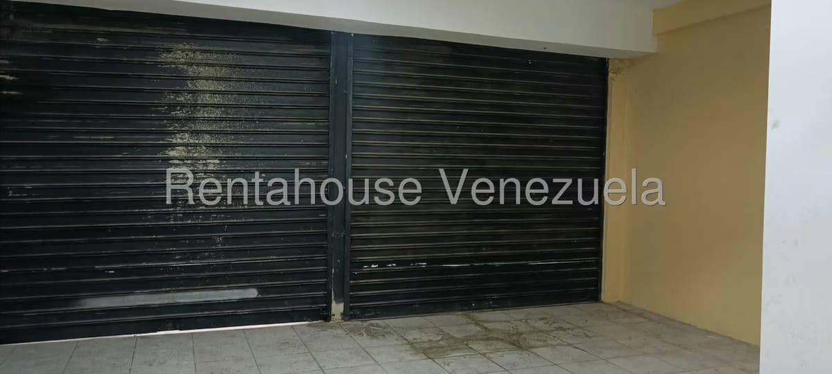 Comercial (Local Comercial) en Alquiler en Sector Sucua, Miranda - 27