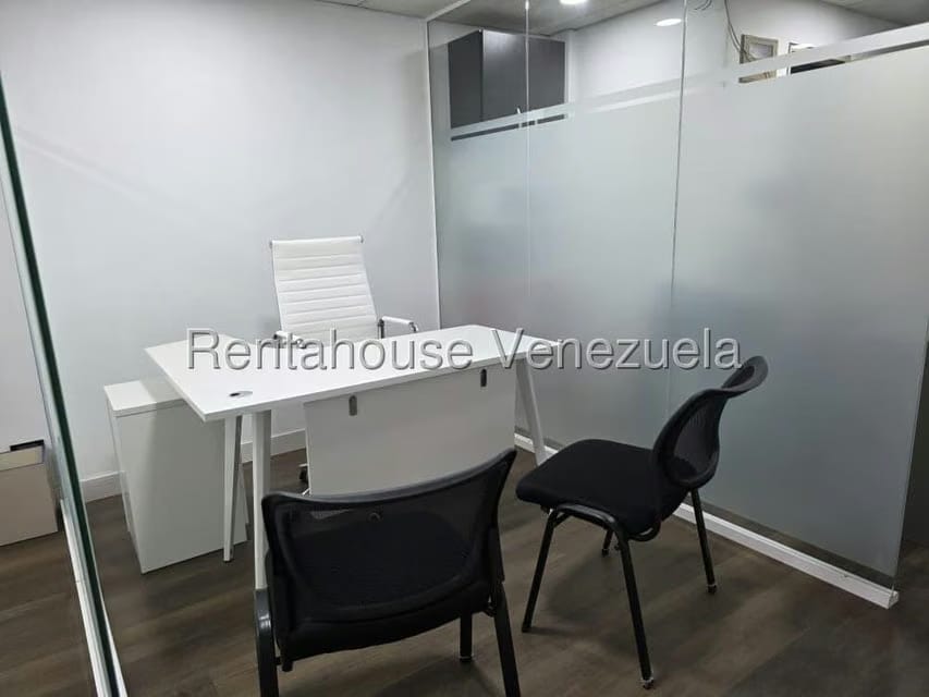 Comercial (Oficina) en Alquiler en Parroquia Catedral, Distrito Metropolitano - 8