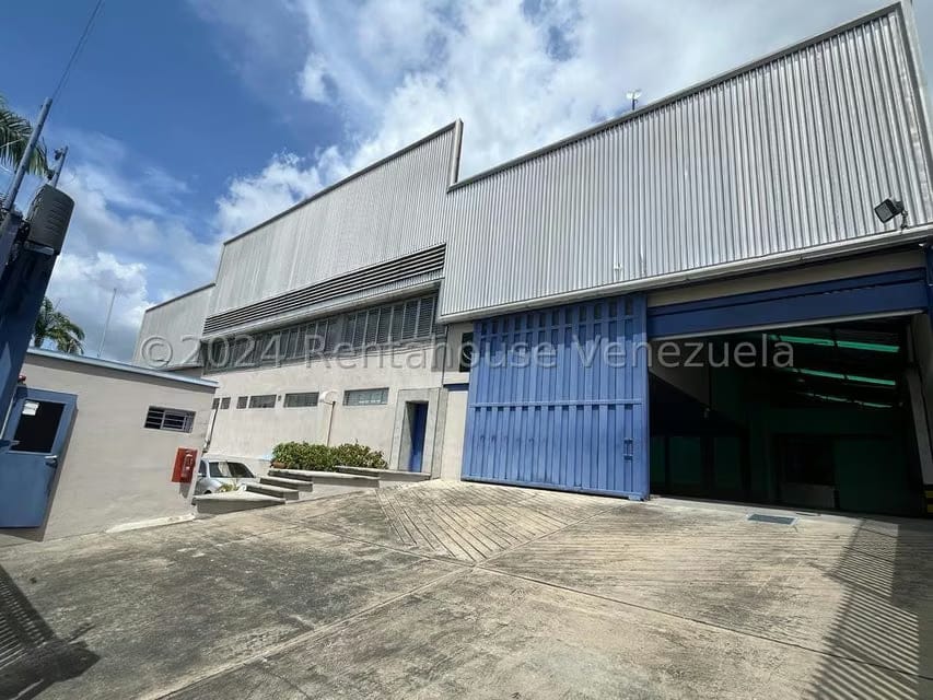 Comercial (Galpon - Deposito) en Venta en Los Naranjos, Miranda - 2