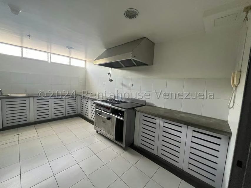 Comercial (Galpon - Deposito) en Venta en Los Naranjos, Miranda - 21