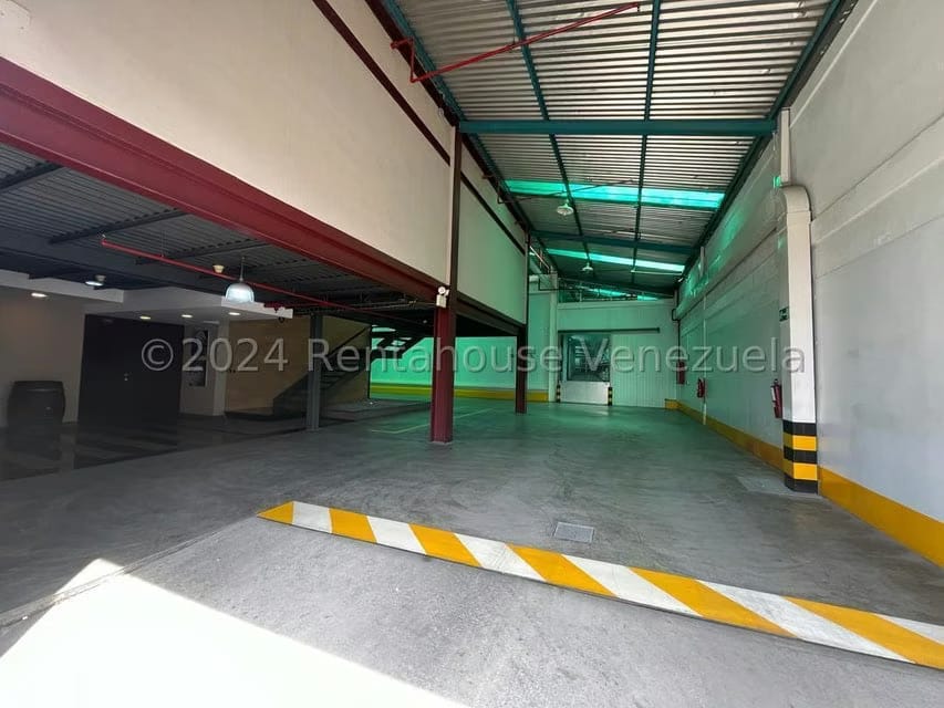 Comercial (Galpon - Deposito) en Venta en Los Naranjos, Miranda - 4
