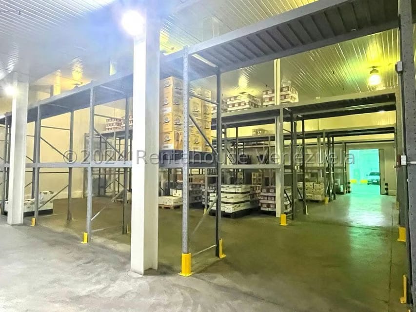 Comercial (Galpon - Deposito) en Venta en Los Naranjos, Miranda - 41