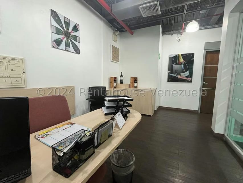 Comercial (Galpon - Deposito) en Venta en Los Naranjos, Miranda - 49
