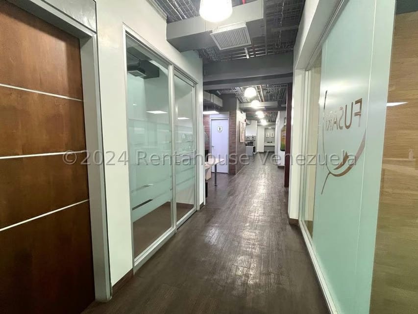 Comercial (Galpon - Deposito) en Venta en Los Naranjos, Miranda - 64