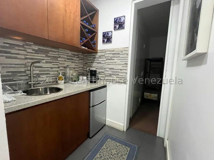Comercial (Galpon - Deposito) en Venta en Los Naranjos, Miranda - 73