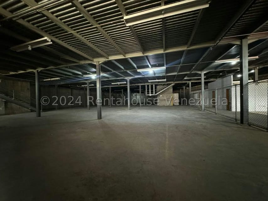 Comercial (Galpon - Deposito) en Venta en Guatire, Miranda - 14