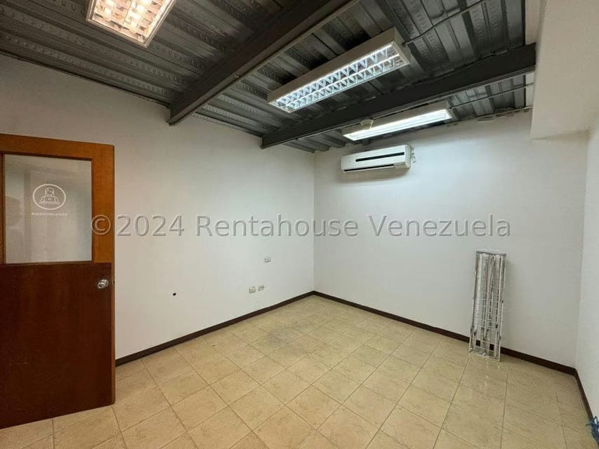 Comercial (Galpon - Deposito) en Venta en Guatire, Miranda - 25