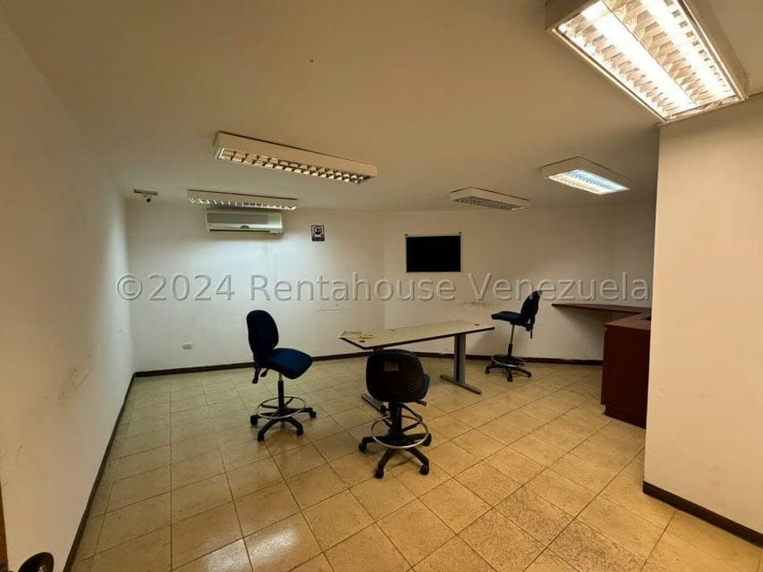 Comercial (Galpon - Deposito) en Venta en Guatire, Miranda - 28