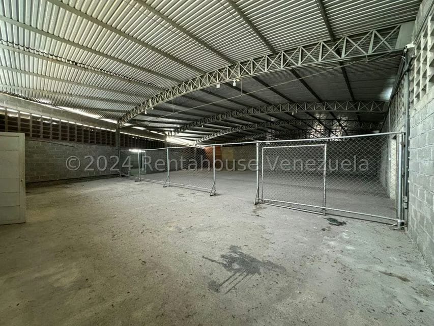 Comercial (Galpon - Deposito) en Venta en Guatire, Miranda - 32