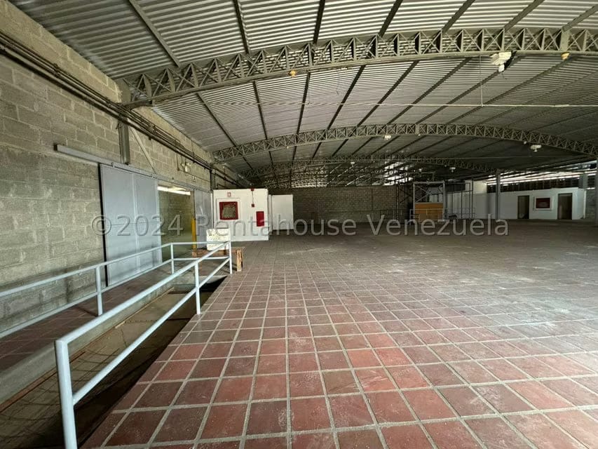 Comercial (Galpon - Deposito) en Venta en Guatire, Miranda - 9