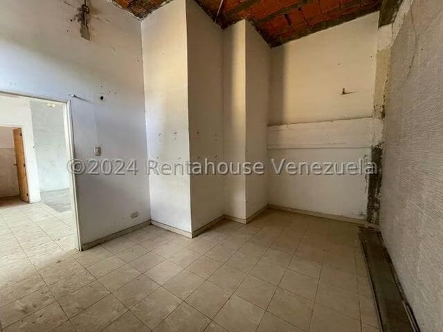 Comercial (Local Comercial) en Alquiler en Centro, Portuguesa - 4