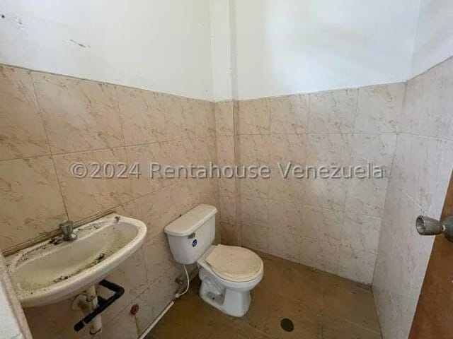 Comercial (Local Comercial) en Alquiler en Centro, Portuguesa - 6