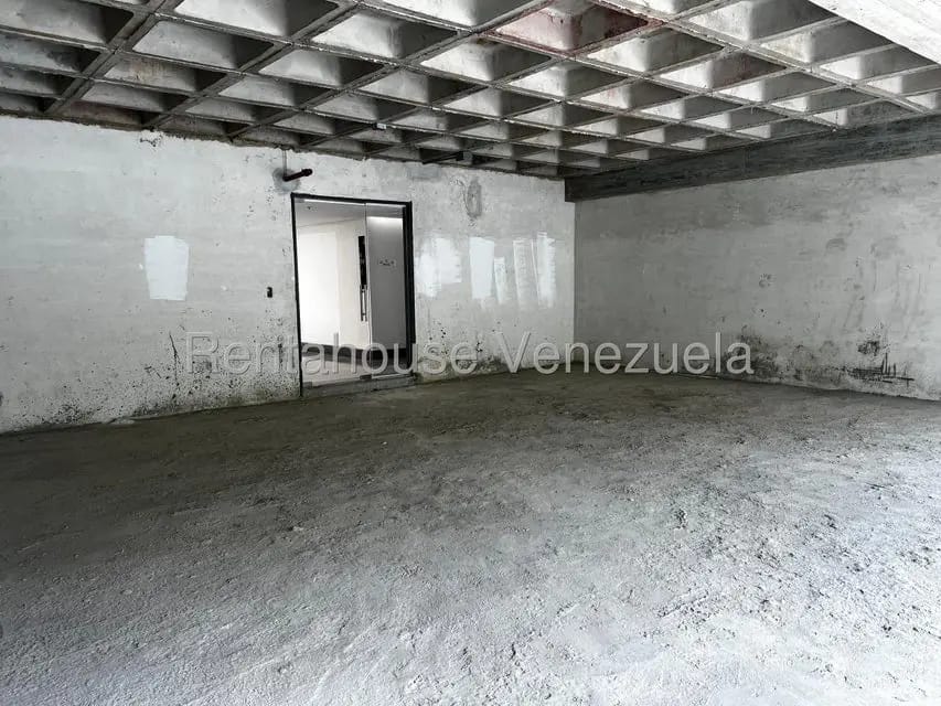 Comercial (Oficina) en Alquiler en Los Naranjos del Cafetal, Distrito Metropolitano - 14