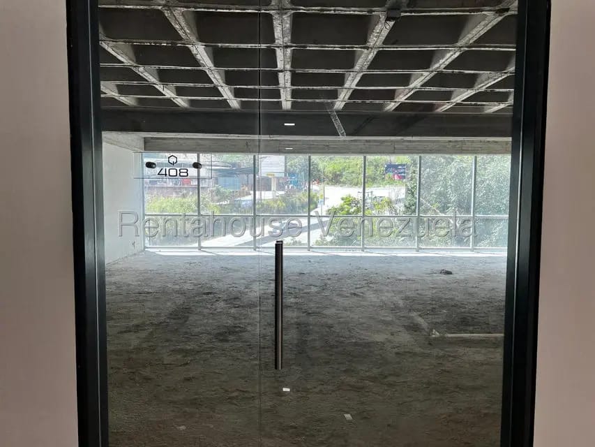 Comercial (Oficina) en Alquiler en Los Naranjos del Cafetal, Distrito Metropolitano - 9