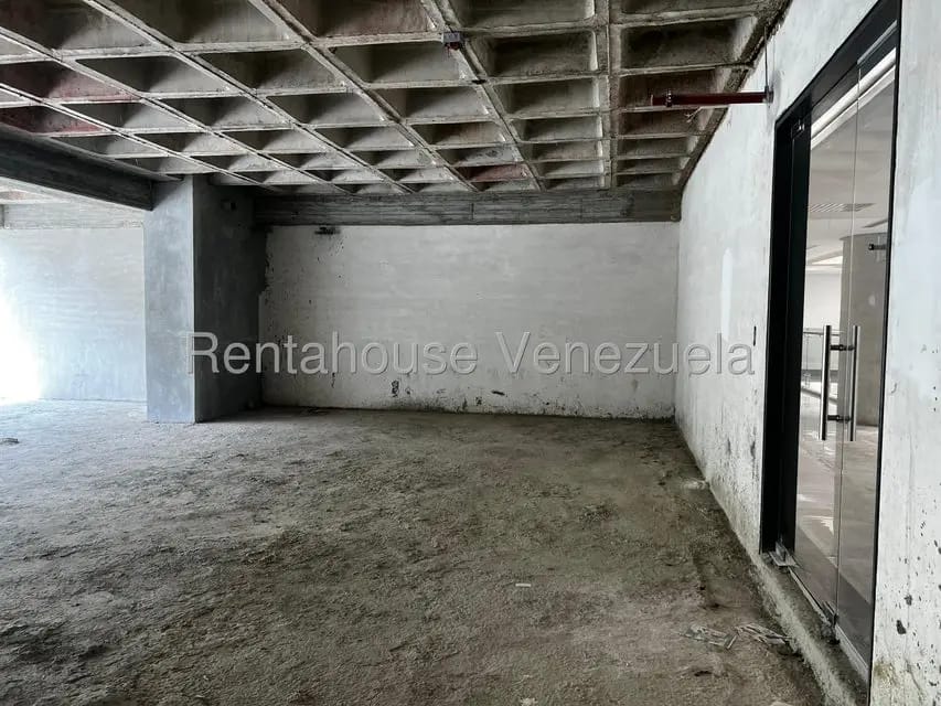 Comercial (Oficina) en Alquiler en Los Naranjos del Cafetal, Distrito Metropolitano - 10