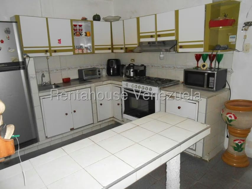 Casa (Duplex) en Venta en Parroquia Juan de Villegas, Lara - 12