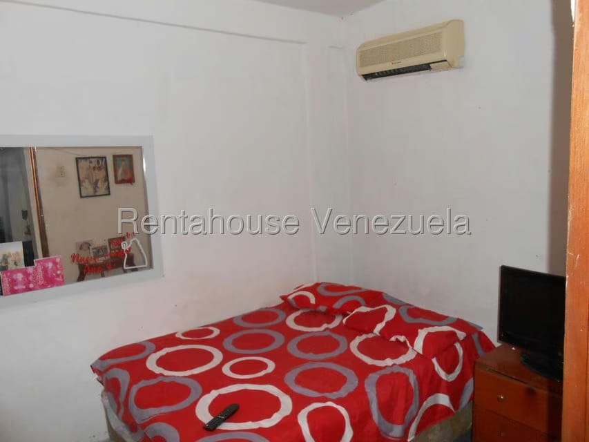 Casa (Duplex) en Venta en Parroquia Juan de Villegas, Lara - 14