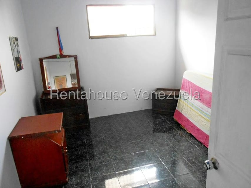 Casa (Duplex) en Venta en Parroquia Juan de Villegas, Lara - 41