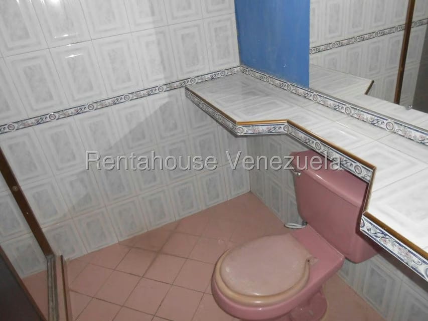 Casa (Duplex) en Venta en Parroquia Juan de Villegas, Lara - 44