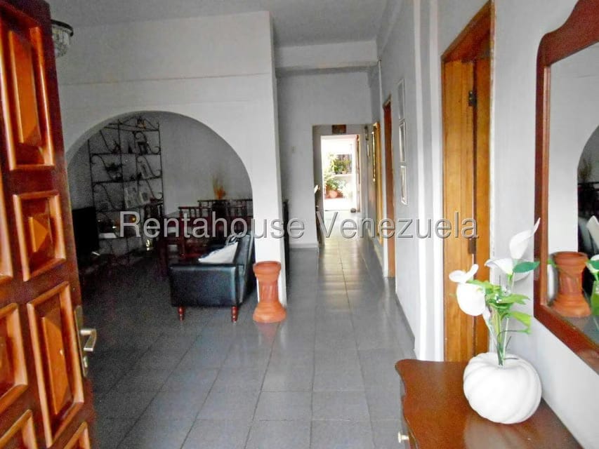 Casa (Duplex) en Venta en Parroquia Juan de Villegas, Lara - 7