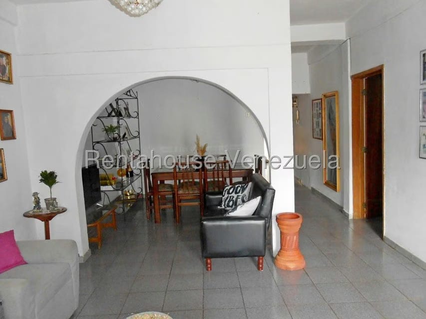 Casa (Duplex) en Venta en Parroquia Juan de Villegas, Lara - 10