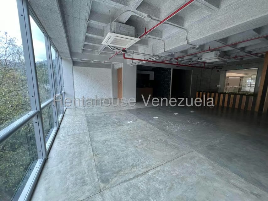 Comercial (Oficina) en Alquiler en Cerro Verde, Distrito Metropolitano - 11