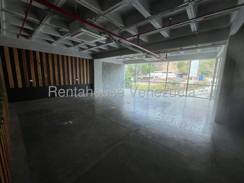 Comercial (Oficina) en Alquiler en Cerro Verde, Distrito Metropolitano - 15