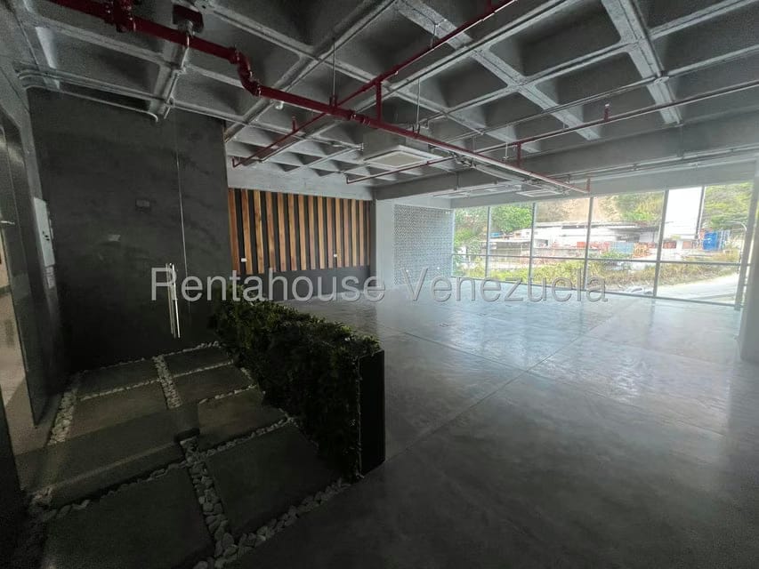 Comercial (Oficina) en Alquiler en Cerro Verde, Distrito Metropolitano - 19