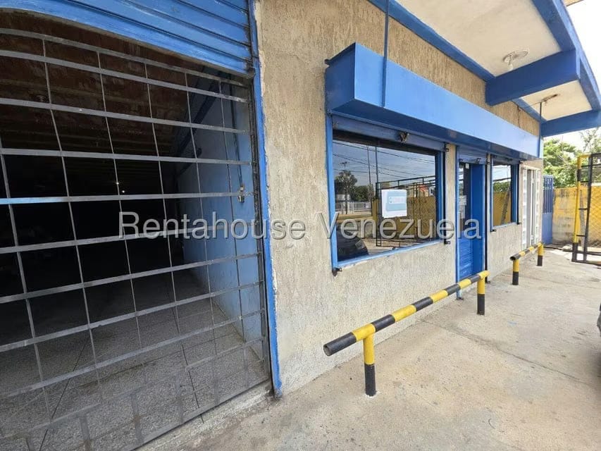 Comercial (Local Comercial) en Venta en Avenida Intercomunal, Zulia - 2