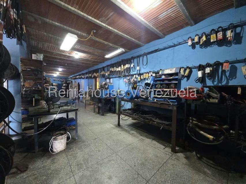 Comercial (Local Comercial) en Venta en Avenida Intercomunal, Zulia - 5